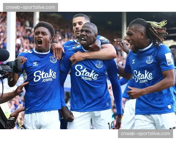 保级生死战前瞻：埃弗顿主场迎战诺丁汉森林，输球一方将深陷降级区