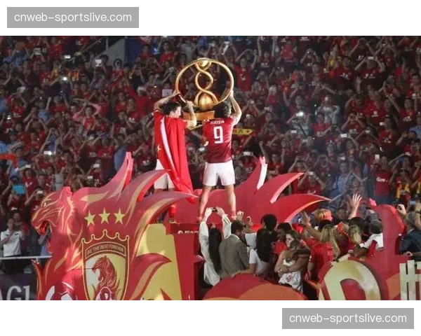 “观点:中超BIG4亚冠归来表现疲软,双线作战对阵容深度提出更高要求” “观点:中超BIG4亚冠归来表现疲软,双线作战对阵容深度提出更高要求”